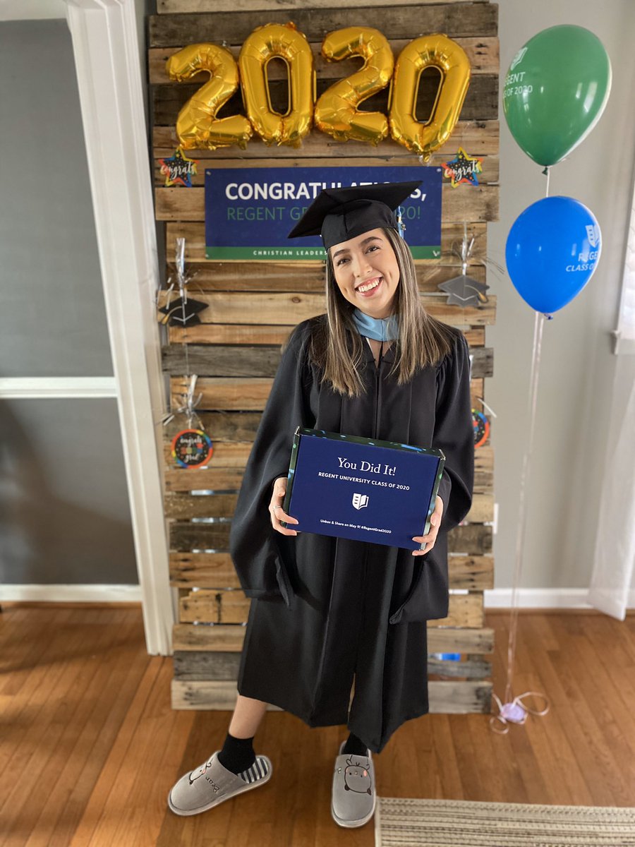 katmelgarg's tweet photo. #REGENTGRAD2020 @RegentU https://t.co/UXTdKd7aSv