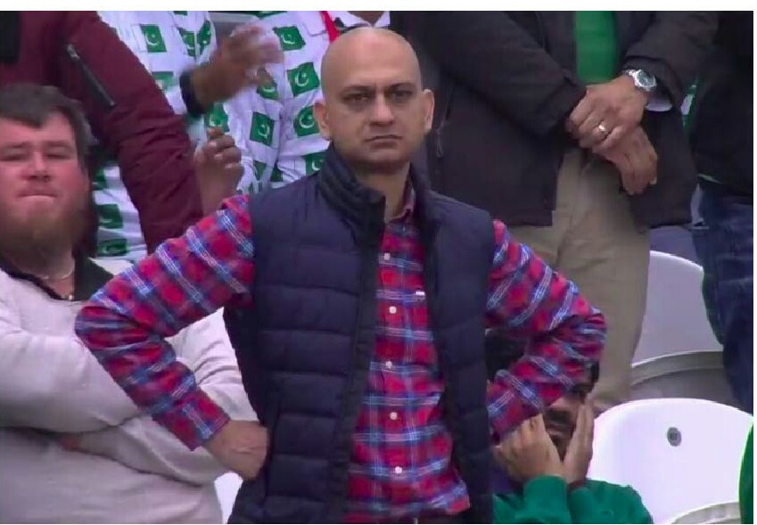 MananAhmed17's tweet photo. Corona virus causing deaths to prevent over population.
*5 million births expected in Pakistan due to quarantine *
Corona bro : https://t.co/xGKP4CERcM