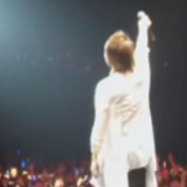 aoki129tomo's tweet photo. #青木隆治
今日5/9は5年前2015.5.9ファンイベあった日☆隆治さんライブで初めての東京遠征💪💞頑張って行った思い出。涙雨素敵だった。他の曲も全部よかった。洋楽カバー、ボンジョビの曲かっこよかった。今日見たらまたかっこよかった明日は母の日☆娘が母の日苺ブーケケーキ買ってきてくれました。 https://t.co/sgnuaaIU9I