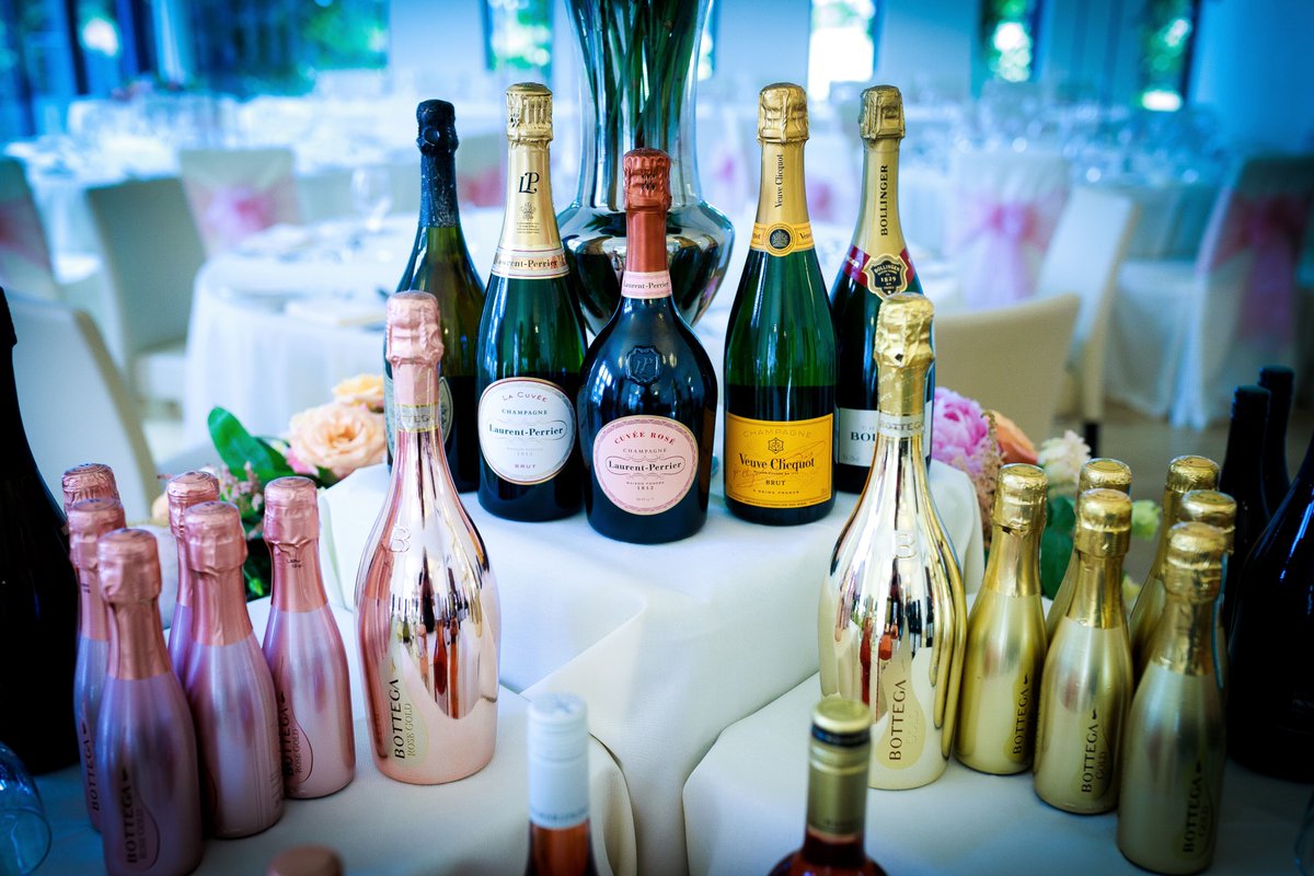 We wouldn't dream of asking you to pick your menu without tasting it first! Every Classic #wedding package includes the chance to taste not only the food but your wine choices too with our compliments! westtower.com/food-drink Photos by <a href="/nicolephoto2/">Nicole Photography</a>