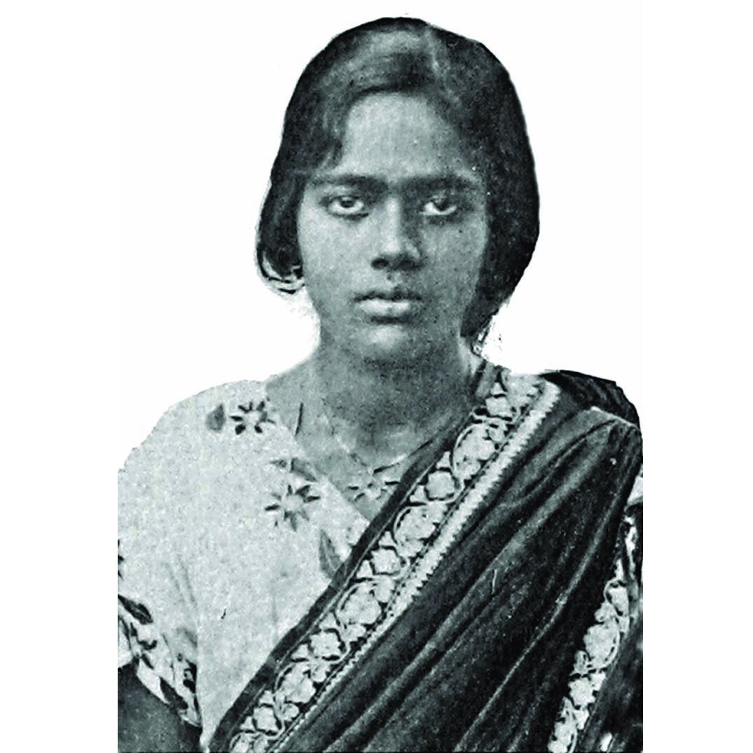 Pritilata Waddedar was a Bengali revolutionary who fought against the British occupation of India. Injured in an attack in September 1932, she took cyanide to avoid capture. She was just 21 yrs old.   @AyoCaesar  #resist  #NoPasarán  #anticolonial  #India