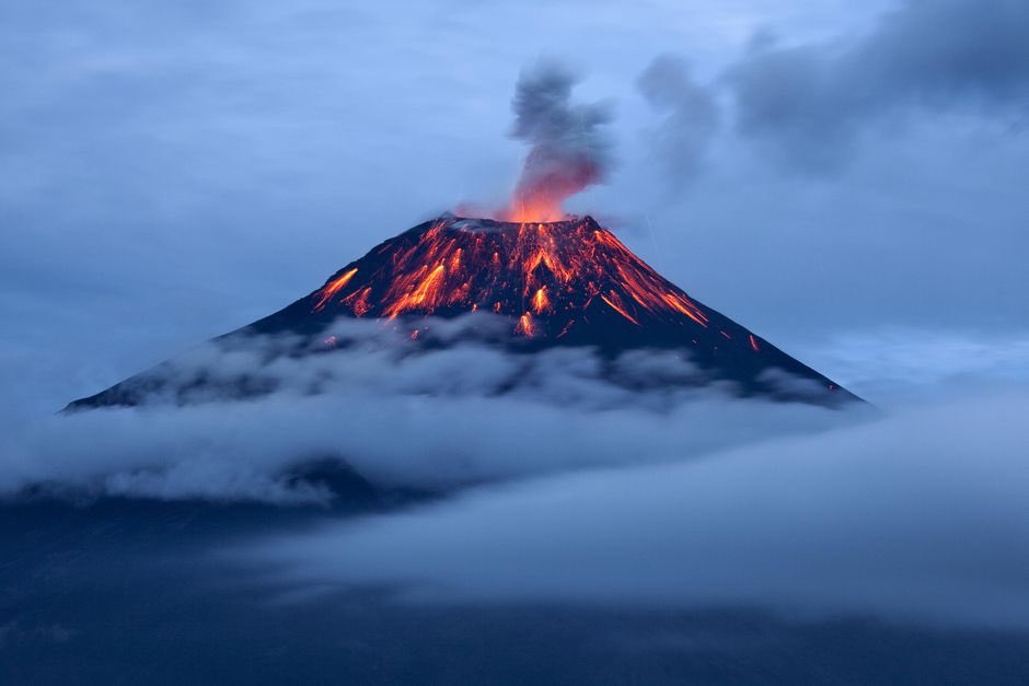Sp_RocksMnps's tweet photo. The Avenue of The Volcanoes is located in Ecuador. There are 32 volcanoes on the mainland and 15 on the Galápagos Islands https://t.co/218VYhlQ3T