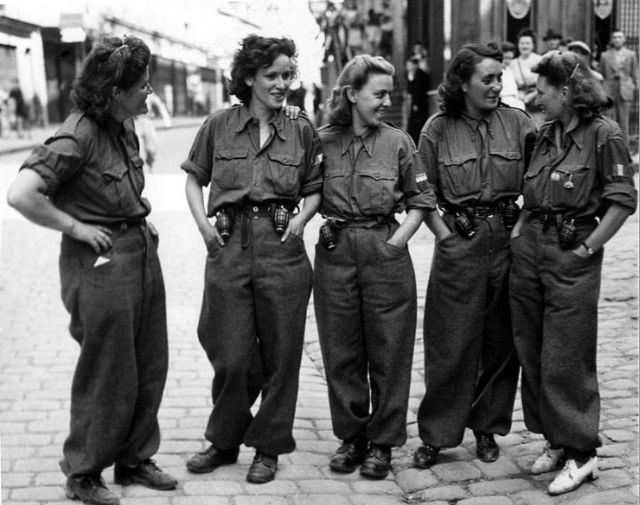 Members of the French Forces of the Interior in Brittany, Aug 1944.   #resist  #StopFascism  #ToriesOut