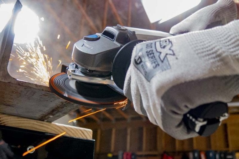 ProToolReviews's tweet photo. We wanted to know what we could do with the sub-$50 #HartTools 20V angle grinder available at #Walmart. The answer? A lot more than you might think.
#diy #powertools #ptrhar20
https://t.co/RXNa7mFsAb https://t.co/PcnMz6ibfH