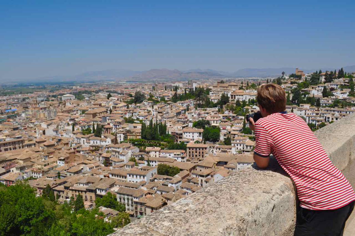 MILangAcademy's tweet photo. Exploring Granada, Summer 2019. https://t.co/hdGcRq1yU0