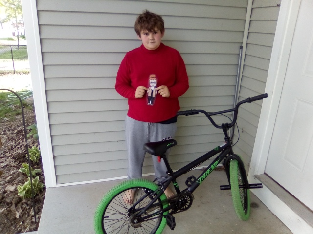 OES220's tweet photo. Flat Mrs. Costa had more fun today!! She rode on a bike, made yummy cookies, jumped on a trampoline and much more!!! https://t.co/zMJG20lYsd