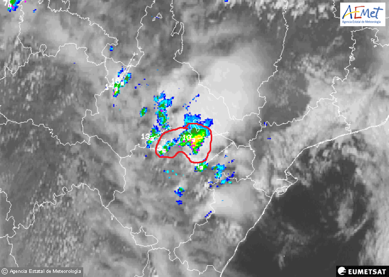 AEMET_Aragon's tweet image. Radar Doppler PPIWD y Radar 2D 15:20 HL.  Se detecta convergencia y posible estructura de #bowecho en la célula en la frontera de #Teruel y #Zaragoza, pero no se aprecian condiciones de SP. Más débil la célula que llega hasta #Zaragoza