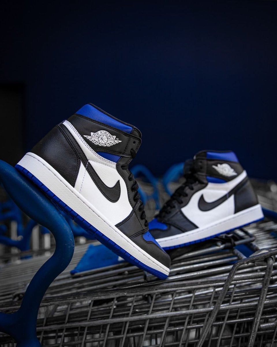 shoe palace jordan 1 royal toe