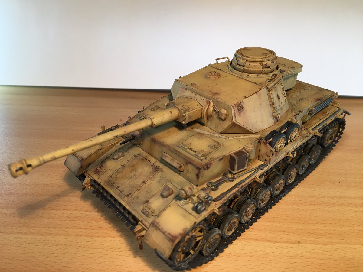 MS06zeku2's tweet photo. タミヤ 1／35 Ⅳ号戦車
投稿させていただきます。
ウェザリングやり過ぎて、スケール感が残念ですが、大目に見てください。
#モデラーズクラブ合同作品展 https://t.co/FLPKjNaT2G