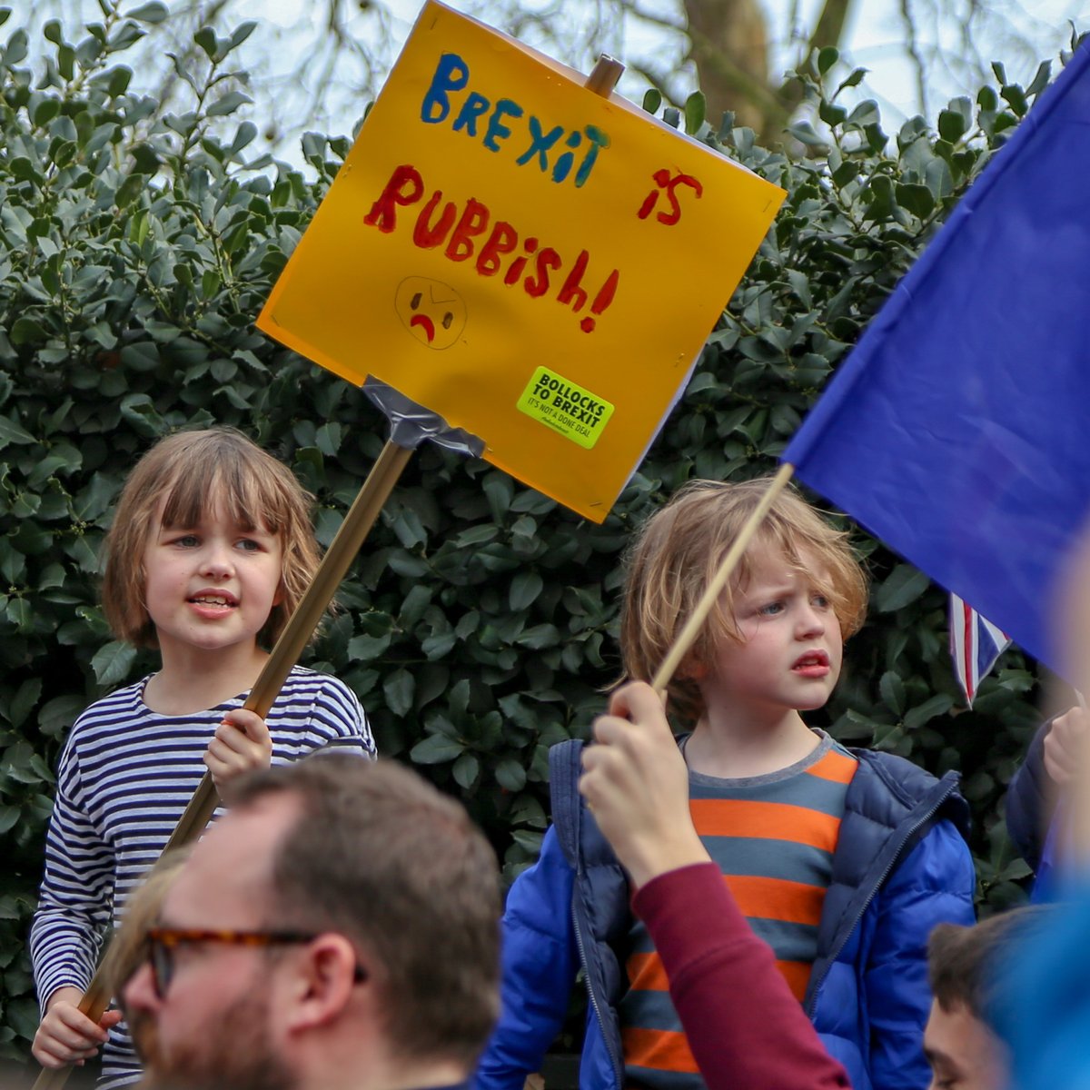 NigelNott's tweet photo. 23 March 2019 โ London โ Put it to the People March
Huge turnout โ young and old
@snb19692 @SodemAction #SODEMaction #2020MarchForEU #NotGoingAway #EuropeDay https://t.co/eLAX1s3Jon
