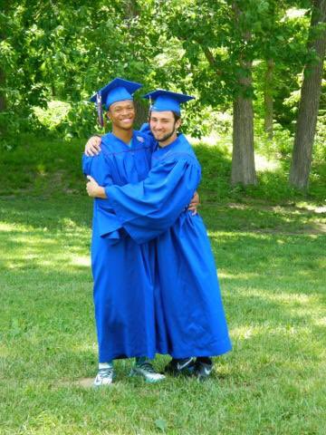 CCraddock5's tweet photo. Huge S/O and congratulations to my fellow #TuitTuesdays and brothers for life @nikaswatts11 and @kooglepuffz for graduating from college today! Proud of you boys!!! 🎓👐🏻 https://t.co/2jhmJzXTqy