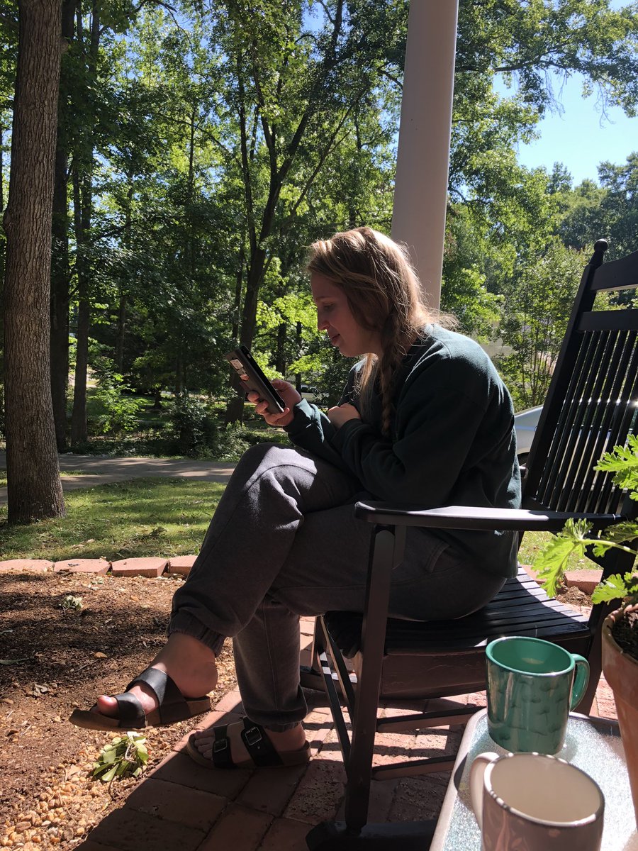 fancythis's tweet image. my sister and i both have *a thing* for southern accents.
this is her, searching through a military academy facebook page, to find video of one of her coworkers talking, so we can swoon together. #werefine #thisisnormal