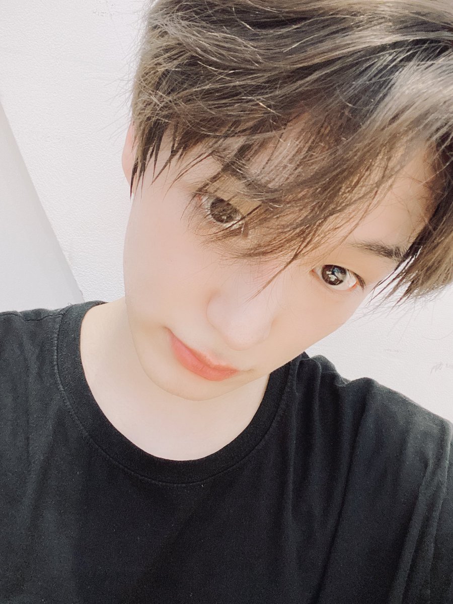NewWorld_VICTON's tweet photo. [#찬]
힘들다아아...💦🖤-@ https://t.co/VUq7NgsquH