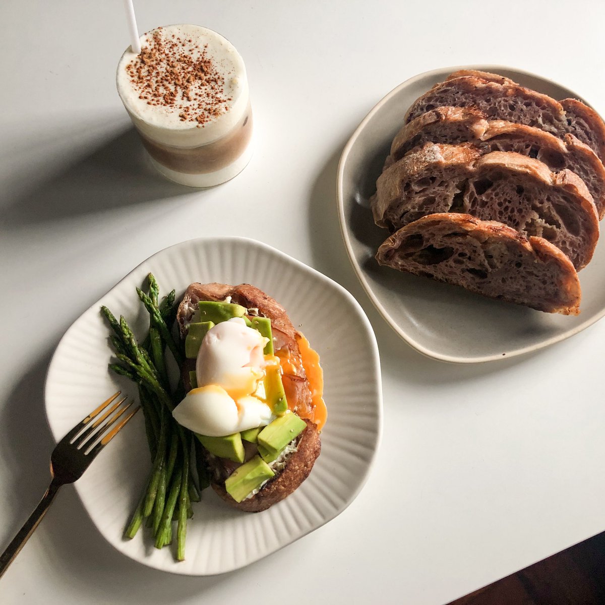 evwicango's tweet photo. เมนู #brunch แบบง่ายๆ ทำง่ายด้วย หน้าตาดีด้วย อร่อยด้วย เพอร์เฟค✨ อ่านแบบเต็มๆได้ที่ facebook : everywhere i can go จ้าาา มือใหม่หัดทวิต ฝากด้วยค่า #cafefromhome #homecafe #workfromhome https://t.co/xMbQ7vwri4