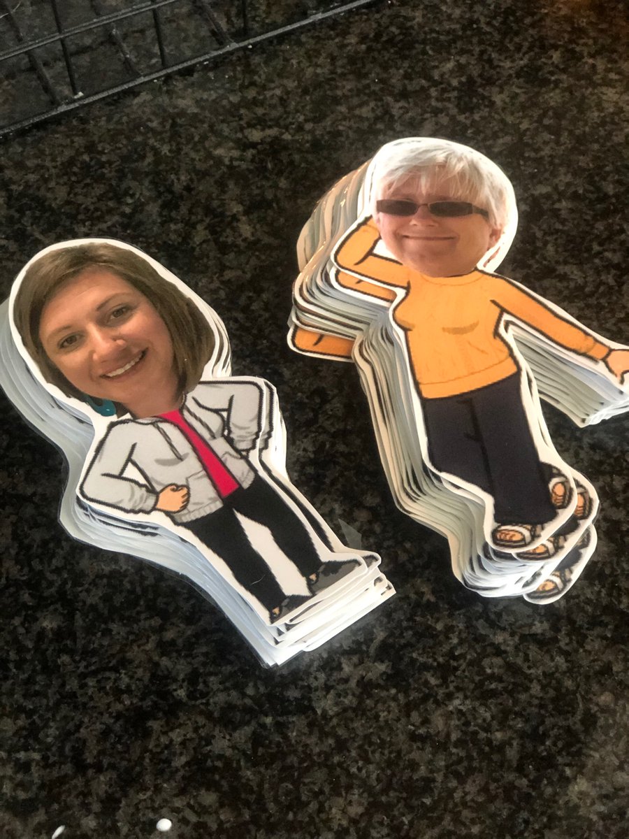 ChristyClass's tweet photo. Where will Ms. Jean and I end up this summer??  No one knows!  Can’t wait to see pictures!  Wish we could be with our firsties now, but maybe this will add some fun to their break! #teamphes #teamdcs #flatteacher #flatstanley #adventures https://t.co/JnciAv4U55