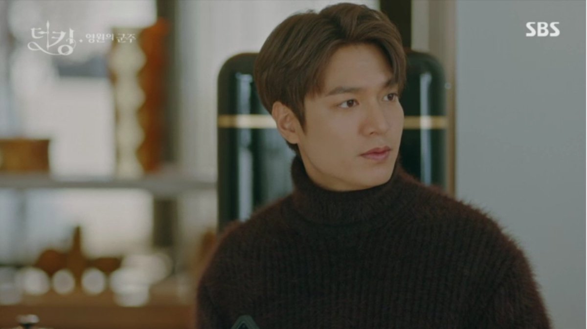 LeeMinHo literally rocks turtlenecks. He looks breathtakingly handsome!  #TheKingEternalMonarch