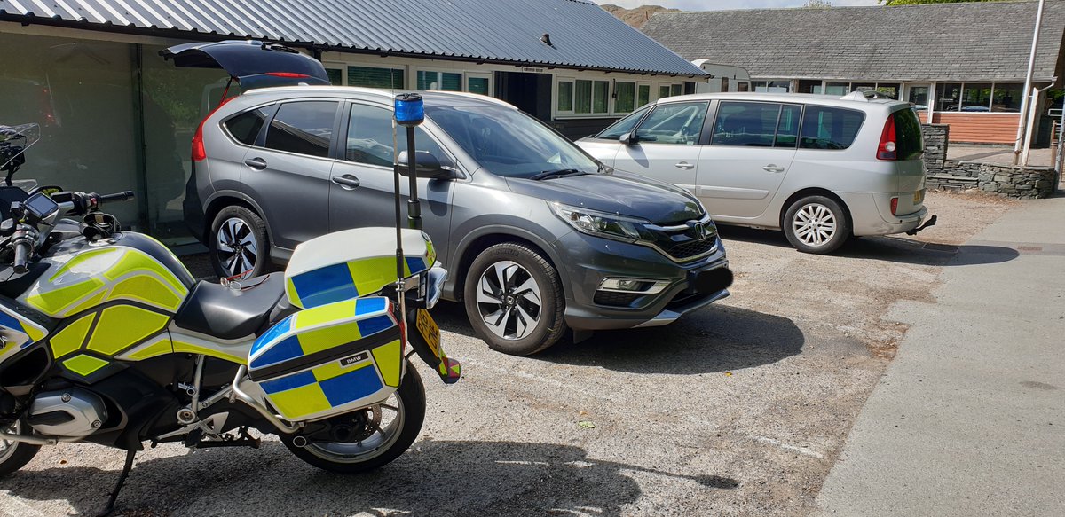 Family having a lovely sunny day outin Ambleside. Unfortunately London is not a reasonable distance to have travelled from so they were given a fine and sent back home #StayAtHomeSaveLives #1807