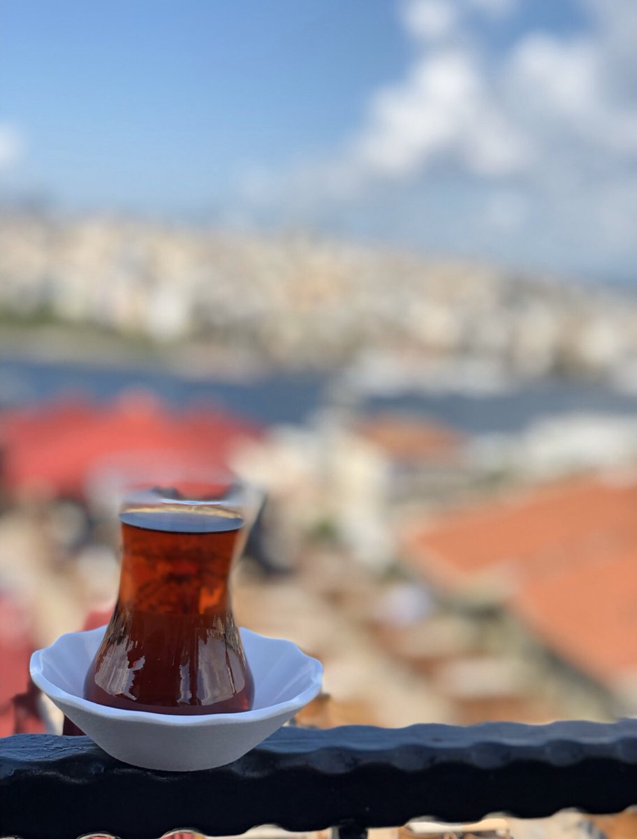 beeeerz's tweet photo. thinking of Istanbul ✨ https://t.co/Xq89gHIcaj