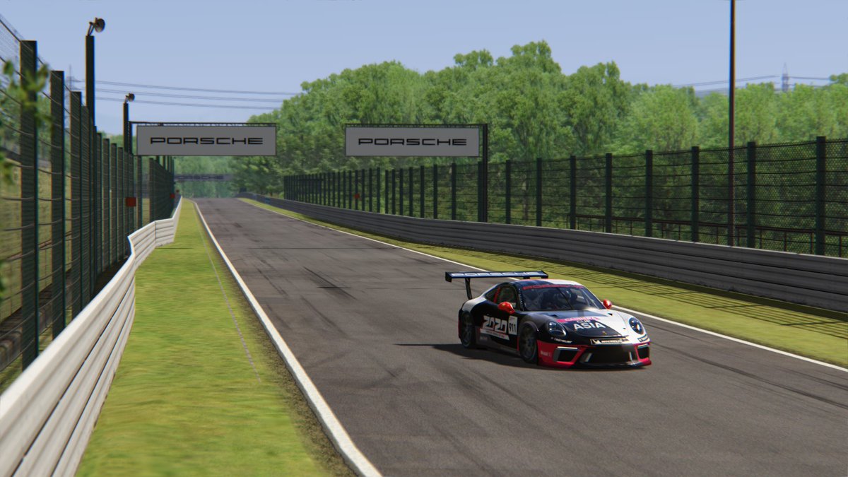 absolute_racing's tweet photo. 🏁 @tanartst finished twice P4 as Alessio Clemente Picariello completed the second race in the Top-6.
#ZhengTongAuto's Bao Jinlong collected finished P4 and P3🥉 in Pro-Am class.
Next up is virtual Buriram International Circuit🇹🇭.
#AbsoluteRacing #CarreraCupAsia https://t.co/t4np5AMDIz