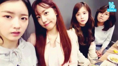 timeto_Chorong's tweet photo. 160510
에이핑크 브이앱 

#초롱 #Chorong #Apink @Apinkpcr https://t.co/j92yDS8uJg