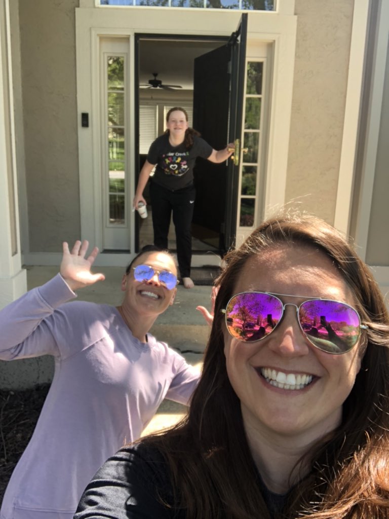 kappellmt's tweet photo. Team Titan is at it again!!! We miss our students so much so we love delivering these treats! 💜💜 @MT_Timberwolves @socialstudiesmt https://t.co/54r0udGWZM