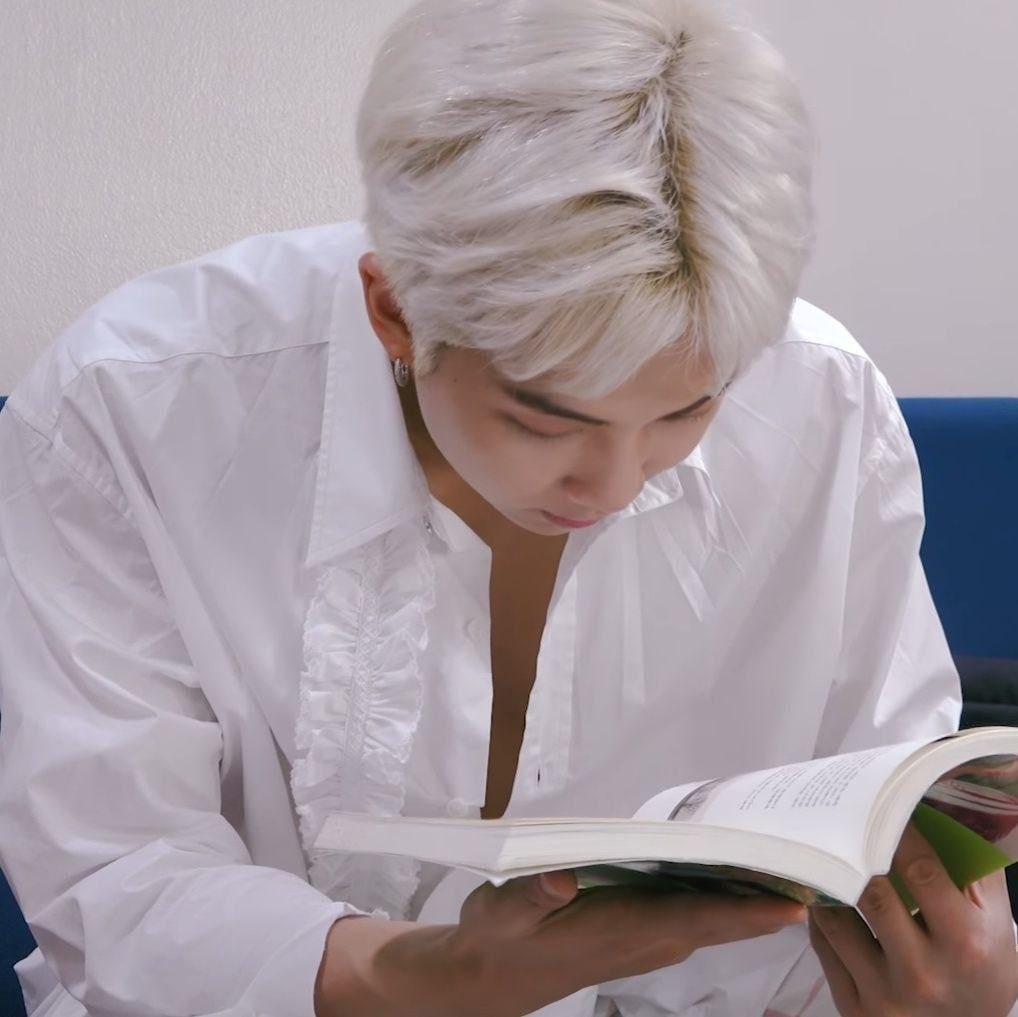 reading in bangtan bombs 