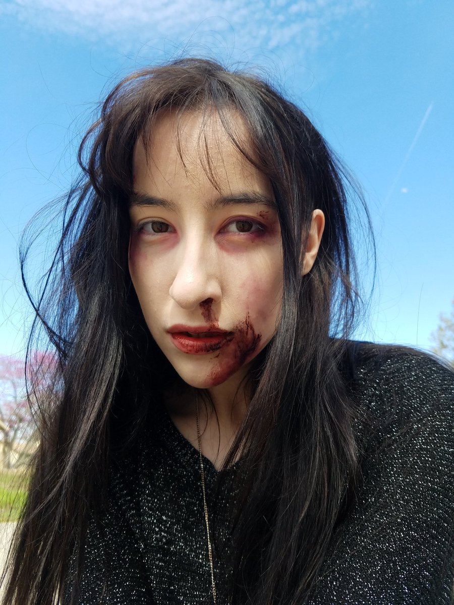 ShimmerSFX's tweet photo. Punch ur lights out, hit the pavement.
That's what I call entertainment!

SHIMMER.SFX ON INSTAGRAM
https://t.co/dF6h7LaKX4

#SFXMakeup #SFX #FXMakeup  #Blood #Gore #Makeup #MUA #Horror #HorrorMovies #Bloody #LightsOut 
#Cosmetics #Palette #MakeupArtist #Artist #ArtistonTwitter https://t.co/Lq8iXAiQsC