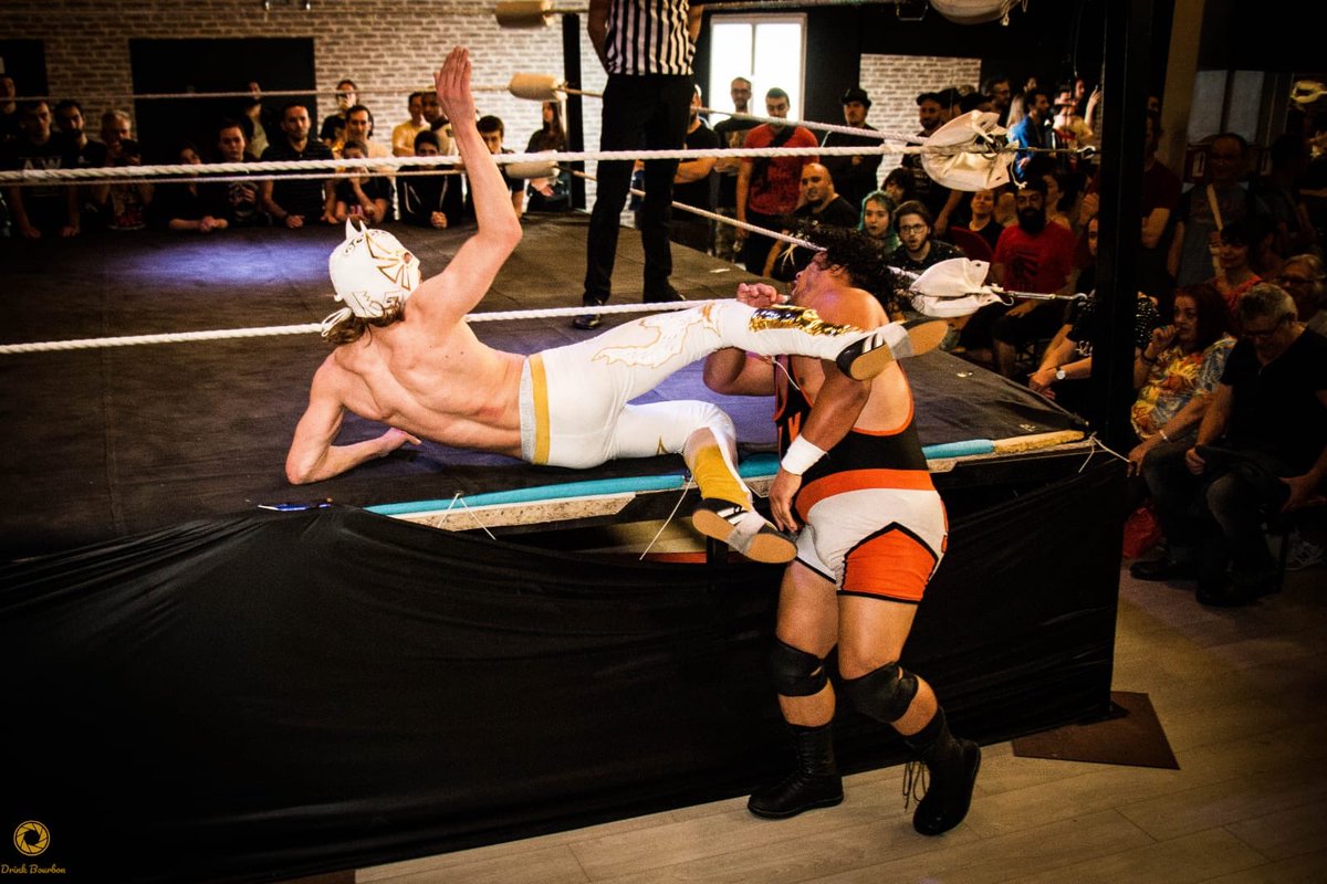 AtlasWrestlingC's tweet image. @RealJeffCobb remettait le ROH TV Championship en jeu face à @Aigleblanclucha et @HellmerLGuennec le 21 avril 2019 lors de l’Acte I : Arkhè. 

Ce match restera à jamais le premier Main Event de notre histoire.⠀⠀⠀⠀⠀⠀⠀⠀⠀⠀⠀⠀⠀⠀⠀⠀⠀⠀⠀⠀⠀⠀⠀⠀⠀⠀⠀⠀⠀⠀
#ActeI