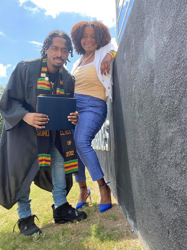 geauxnatural's tweet photo. 🎓Happy Graduation Day 👨🏾🎓
I love you son,
Your Biggest Fan,
M🥰M
#MotherOfASon
#ProudMother
#SUNOGrad
#6400PressDrive
#ClassOf2020
#HBCUPride
#HBCUGrad
#LikeMotherLikeSon
#SUNOAlumni
#TRIOWORKS
#InspiteOf
#YOUDidIt
#UnconditionalLove
#LiveYourDreams
🎓👨🏾🎓💙💛🤺 https://t.co/pbg6s2M25i