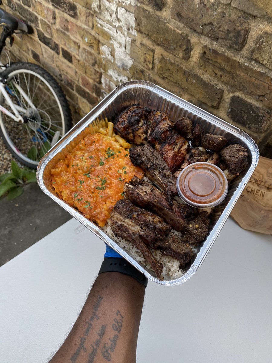 Camzy_UK's tweet photo. That Jerk Platter Season!

Kamzies Fried rice 
Mac &amp; Cheese 
Jerk Chicken 
Jerk Wings 
Jerk Beef 
Jerk Lamb Ribs https://t.co/OtNpRAQGl6