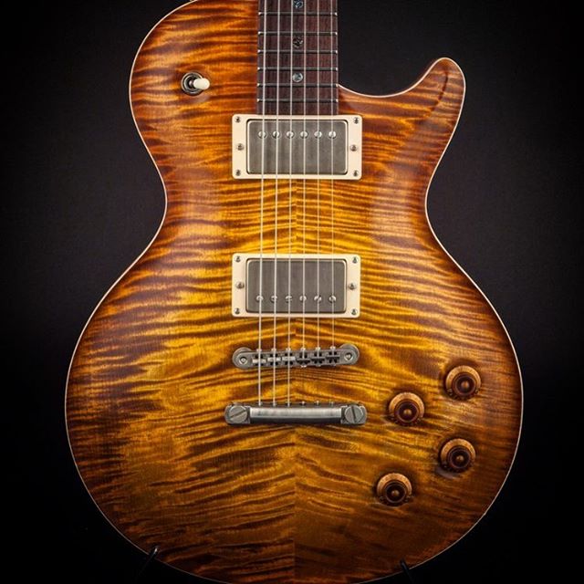 World Guitars tweet media