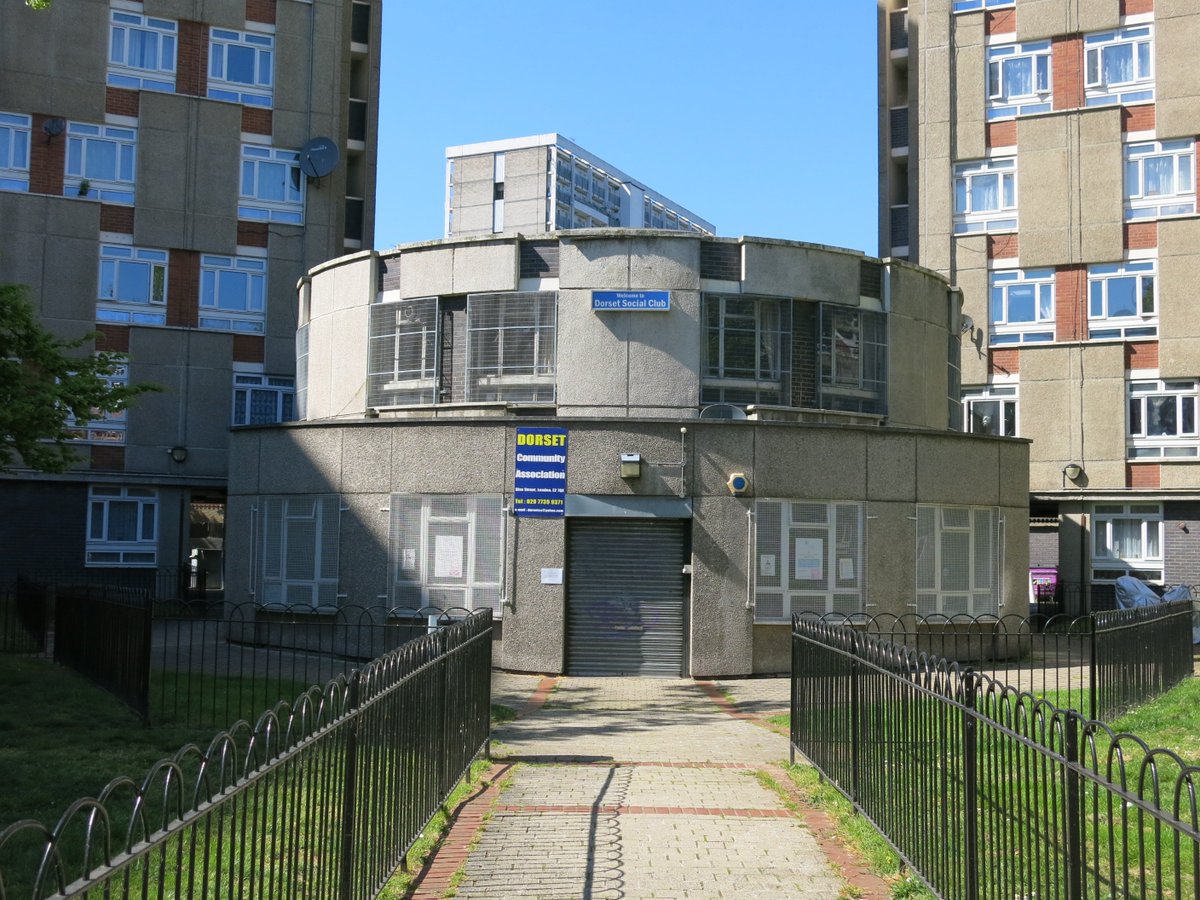 10/ The estate was provided with clubroom and library. The estate as a whole is an important example of Berthold Lubetkin’s vision and ambition for council housing: ‘Nothing is too good for ordinary people’.