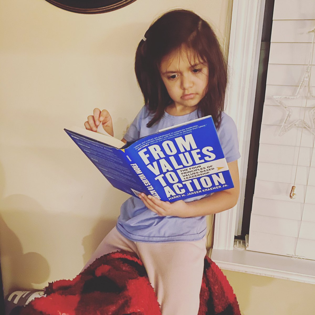HarryKraemerJr's tweet photo. Sometimes a picture says it all. It is clear that one is never too young to embrace values-based leadership. Witness my 8-year-old “niece” Nawwara!!!!! 😍😁
#valuesbasedleadership #valuestoaction #selfreflection #balance #trueselfconfidence #genuinehumility @mirkhalidali https://t.co/AlkJFwFWX5