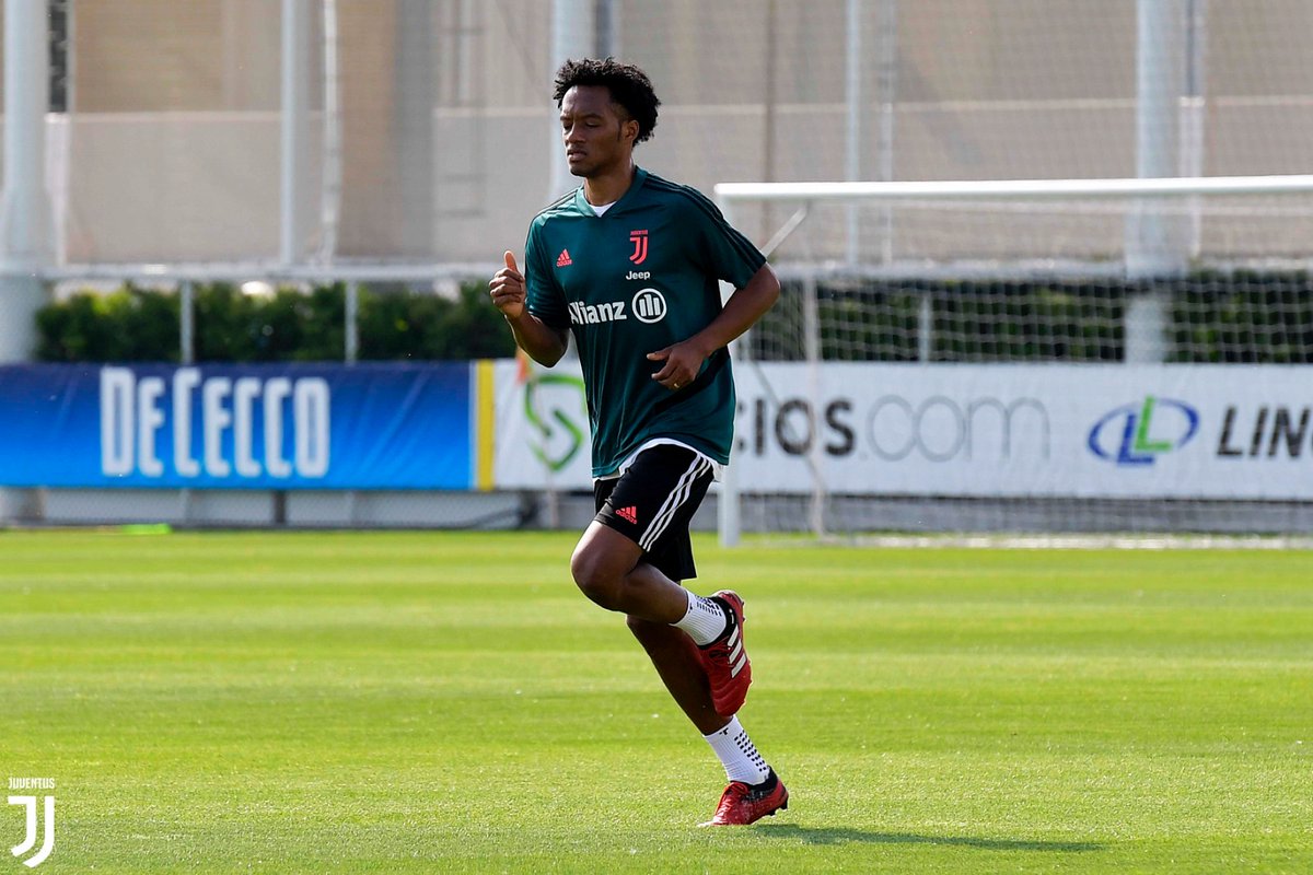 juventusfcen's tweet photo. Individual training sessions continue at #JTC! 🏃‍♂️⚪⚫ #ForzaJuve https://t.co/L1OJAHmshg
