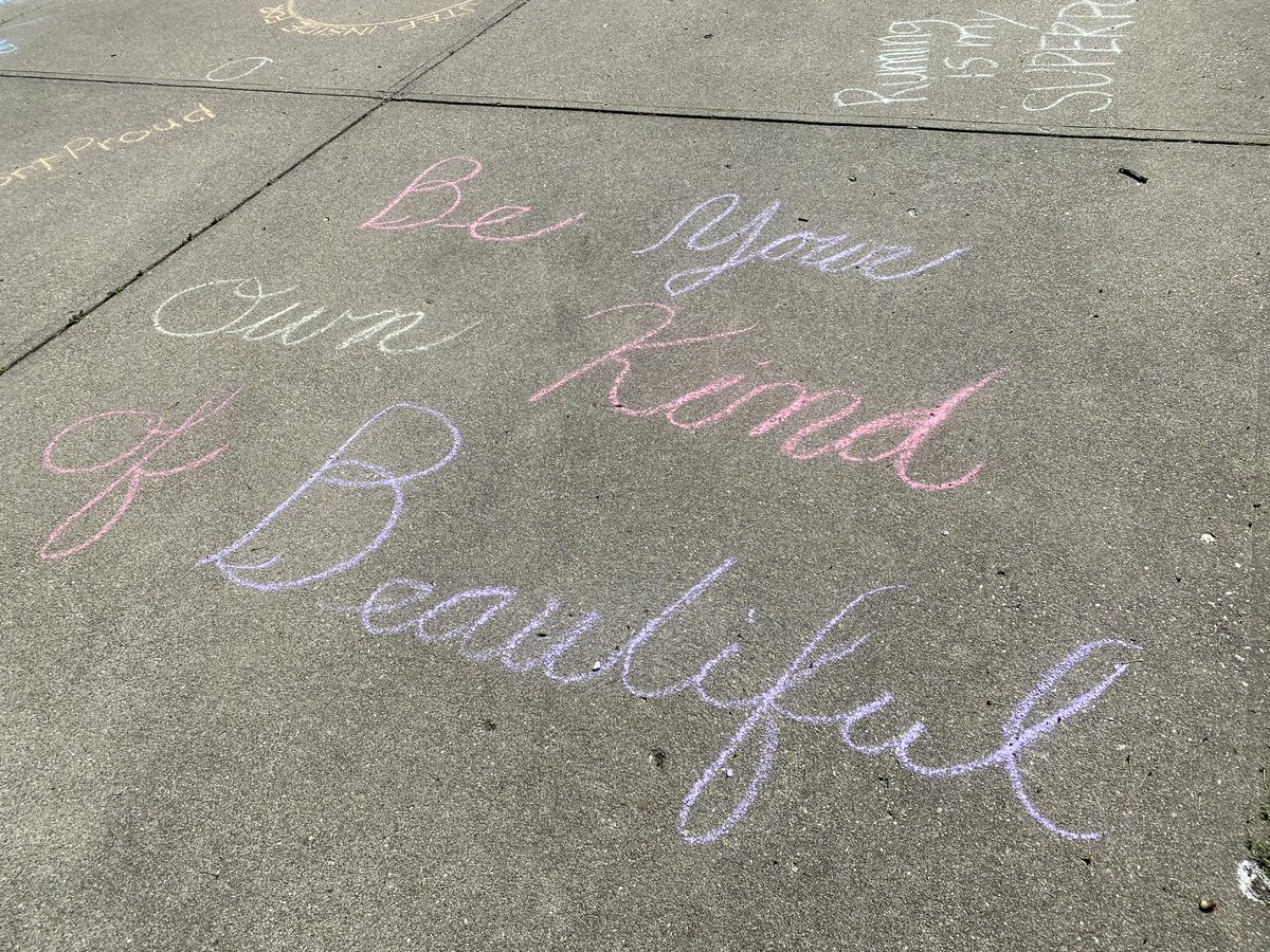 ScottAhonen_WMS's tweet photo. The Girls On The Run 5K was supposed to be today. Hailee was bummed that it was cancelled. However, her coaches surprised her by chalking our driveway and cheering her on as our family will run 5K around Bridgeport instead. #GOTR #BPonTheMove #BridgeportProud https://t.co/1Mm2FZRAja