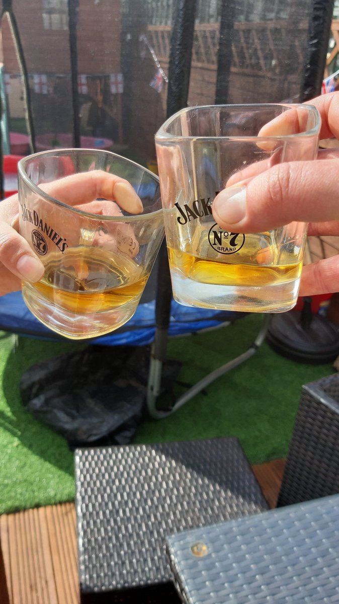 stevetucker663's tweet photo. I was hoping i didnt have to do this this soon but  im raising a glass to a very good friend of mine who 6 weeks ago lost his dad and this morning lost his mum to the horrific disease C, thinking of u mate keep strong #sackey https://t.co/5YeoZyu44b