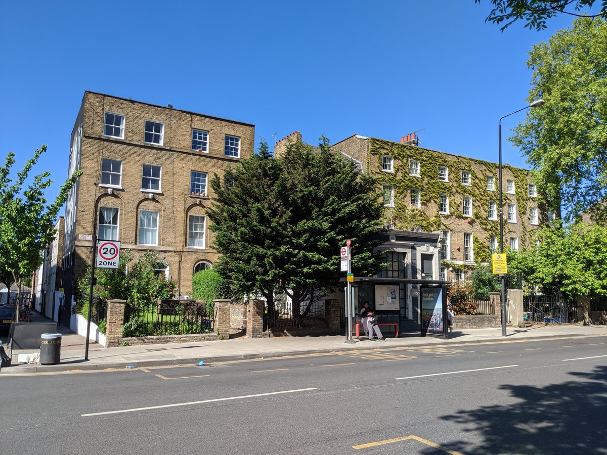 20/ Heading west on Hackney Road are a number of early nineteenth-century Georgian houses – originally speculative housing for the prosperous middle class with front gardens infilled as the area grew more commercial.