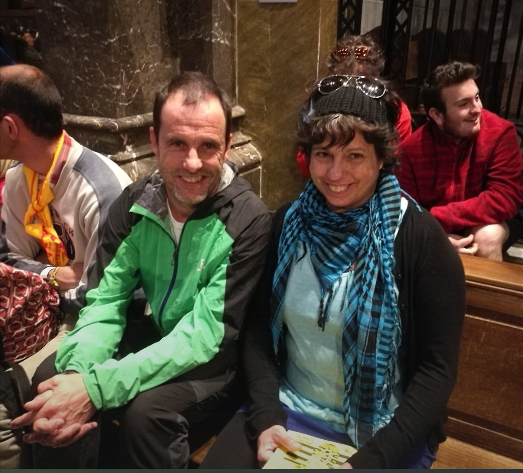 EstherNeilaGara's tweet photo. Hoy se hubiera celebrado la subida a Montserrat a pie... Pero este año ha tenido que ser virtualmente. Mil gracias a La Salle por acogerme y a @terefontborras por abrirme esas puertas.Tengo mucha suerte. #EN #deportedesdeelcorazón #psicologíadeportiva #estherneila.com #PAPAMacasa https://t.co/leVJGu2fr0
