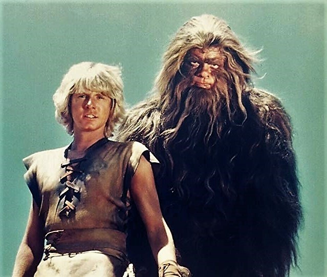 SilverAgeTV's tweet photo. Remembering #RayYoung (RIP), character actor probably best known on television for his role as Bigfoot in the childrens adventure series #BigfootAndWildboy, born this day in 1940. https://t.co/jMM5MFoVST