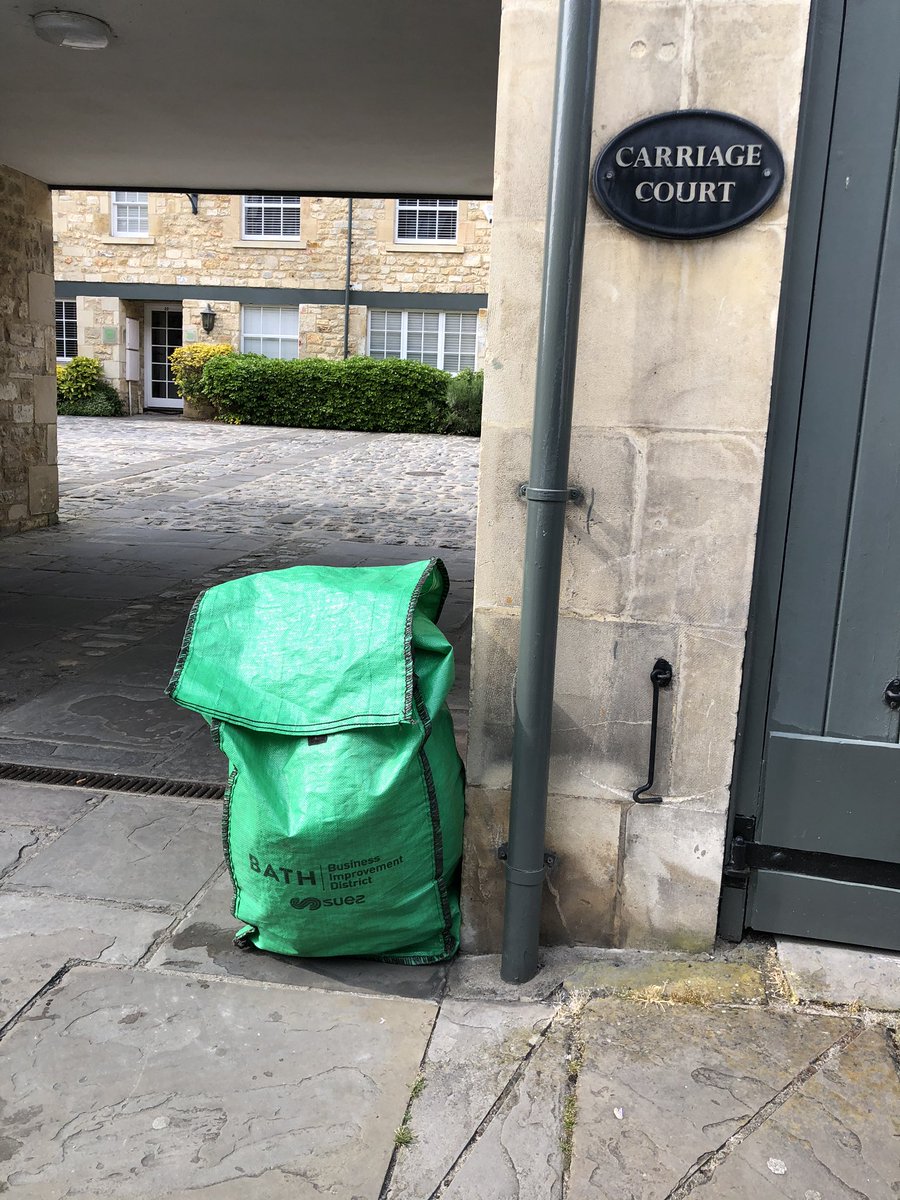 eventexchange's tweet photo. @suezUK you haven’t collected our rubbish for 3 weeks! Empty promises - Letting us down! #StaySafe #lockdownuk #badservice #WasteManagement https://t.co/3tnk97GWoi