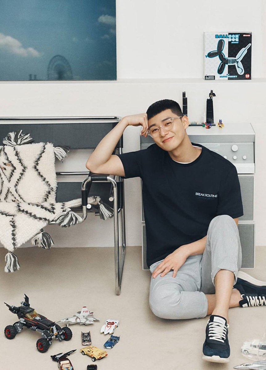 infodrakor_id's tweet photo. Yiseo, ayang bebmu kenapa semakin uwu 😍

#ParkSeoJoon https://t.co/nCWWE5Dson