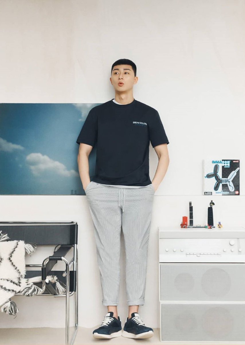 infodrakor_id's tweet photo. Yiseo, ayang bebmu kenapa semakin uwu 😍

#ParkSeoJoon https://t.co/nCWWE5Dson
