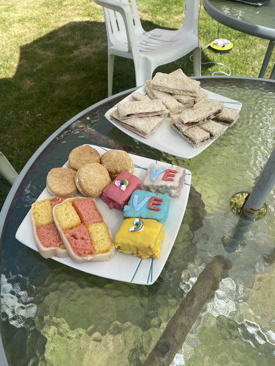 saranne335's tweet photo. We had afternoon tea for VE Day - everything made by Cerys @barnhamprimary https://t.co/oEoku7keJm