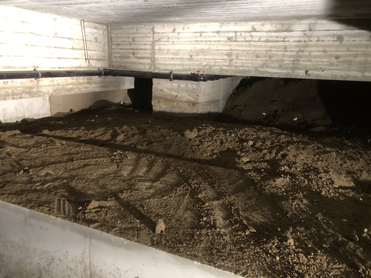 TuinenBuiten's tweet photo. De bierkelder gemaakt voor @fenixfood @Kaapsebrouwers hoop snel open klote #Covid_19 https://t.co/xaenlh4wvM