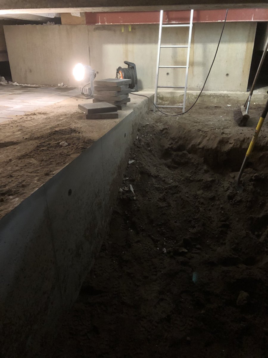 TuinenBuiten's tweet photo. De bierkelder gemaakt voor @fenixfood @Kaapsebrouwers hoop snel open klote #Covid_19 https://t.co/xaenlh4wvM