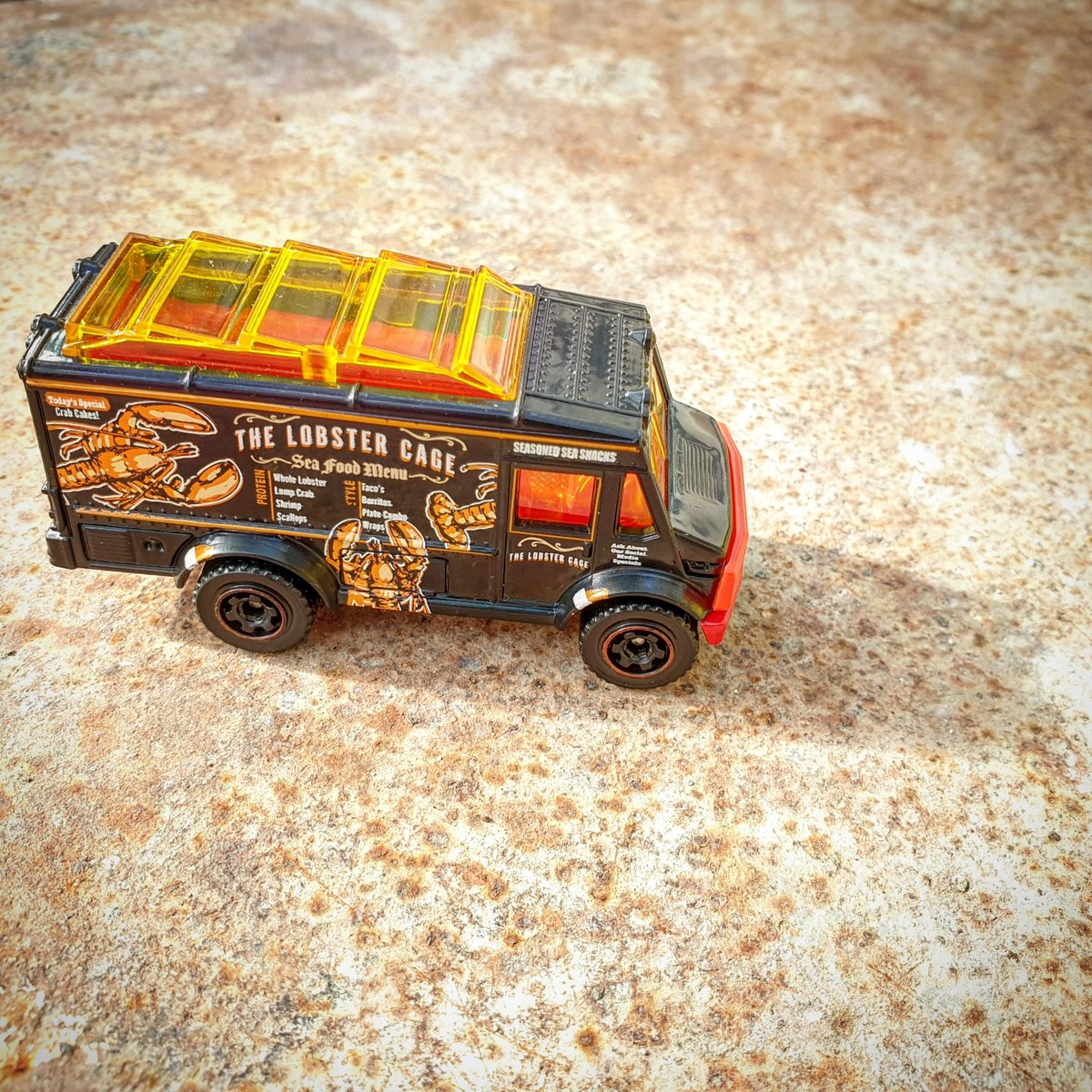 CHOW WAGON. #hotwheelsespaña #hotwheels50th #hotwheels #coleccionismo #hotwheelscollectors #hotwheelsyoutube #matchbox #diecastcars #hotwheelsofficial #hotwheelsspain #hotwheelsmexico #hotwheelsindonesia #hotwheelsphoto #hotwheelssobreruedas #chowwagon #mbx #thelobstercage