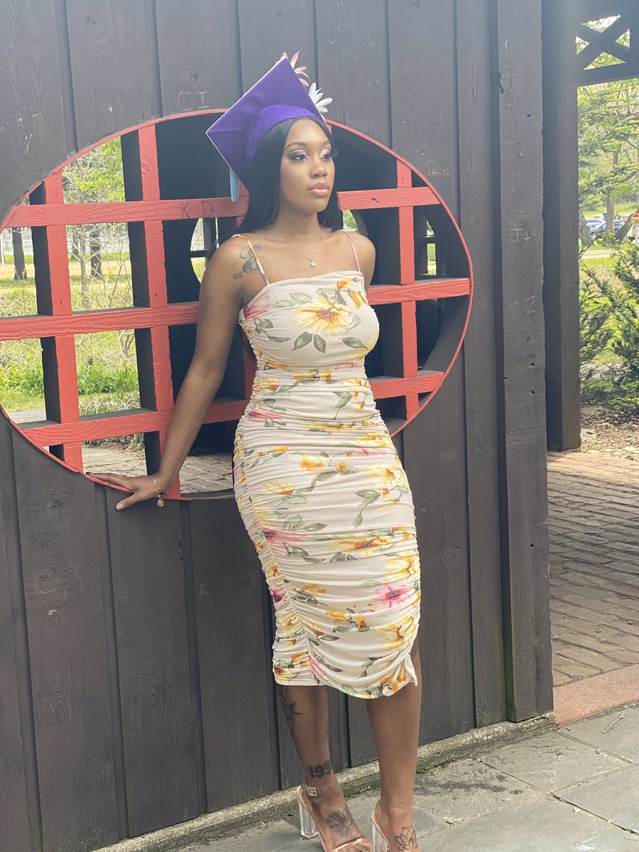Ero_EJ's tweet photo. May 9th. Today I officially have my Bachelors of Science in Recreation, Park &amp; Tourism Administration with a Minor in Women’s Studies❤️ WIU Alumna🙏🏾 https://t.co/SFHEr8NzLb