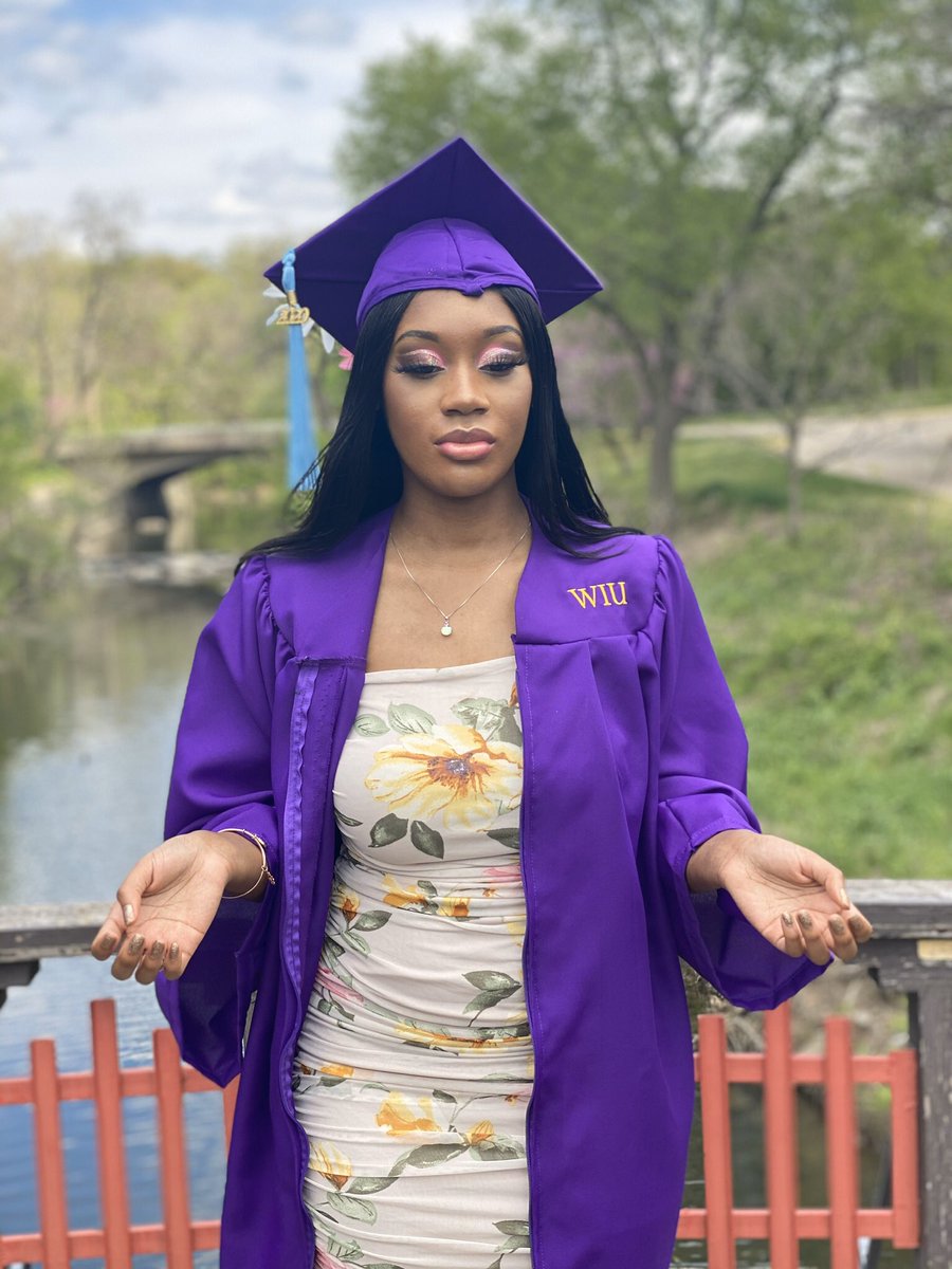 Ero_EJ's tweet photo. May 9th. Today I officially have my Bachelors of Science in Recreation, Park &amp; Tourism Administration with a Minor in Women’s Studies❤️ WIU Alumna🙏🏾 https://t.co/SFHEr8NzLb