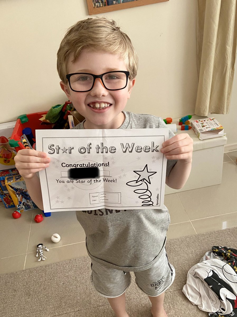 Nickson1's tweet photo. Dan wants to thank his big brother for helping him with home schooling while Mum is in work, he’s a star too 🤩🤩 @CCMPrimary https://t.co/Zpqptj3Hsv