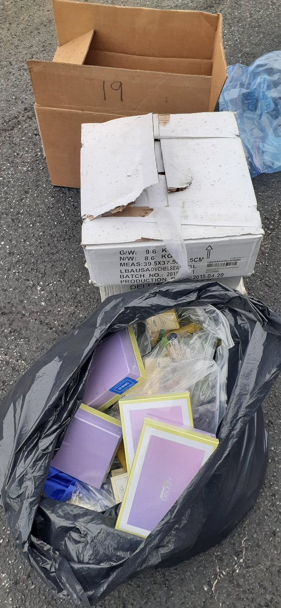 tmason18's tweet photo. My @TMLTKF foundation couldn't finish our 2020 #annualcharacterslipperdrivetour or start our #annualhealthsnackdrive for Camp St. Vincent's De Paul in Baltimore. I was able to #donate #toiletrykits to @UEmpowerofMD #TheFoodProject and Angie for a church doing #outreach #mybmore https://t.co/vyviRduR8p
